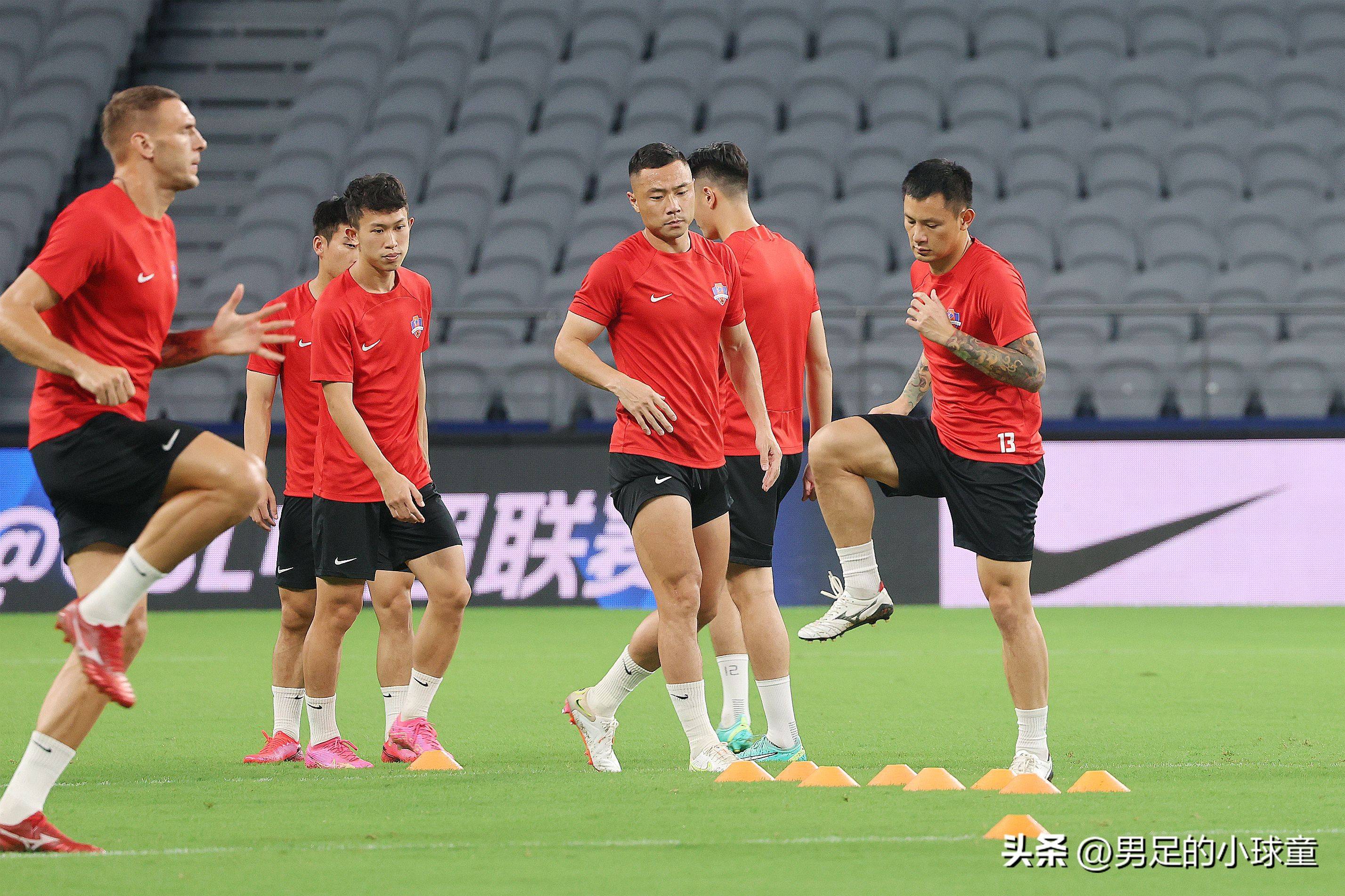 AYXapp下载-球队特训计划曝光！教练组如何提升中超球员能力？的简单介绍