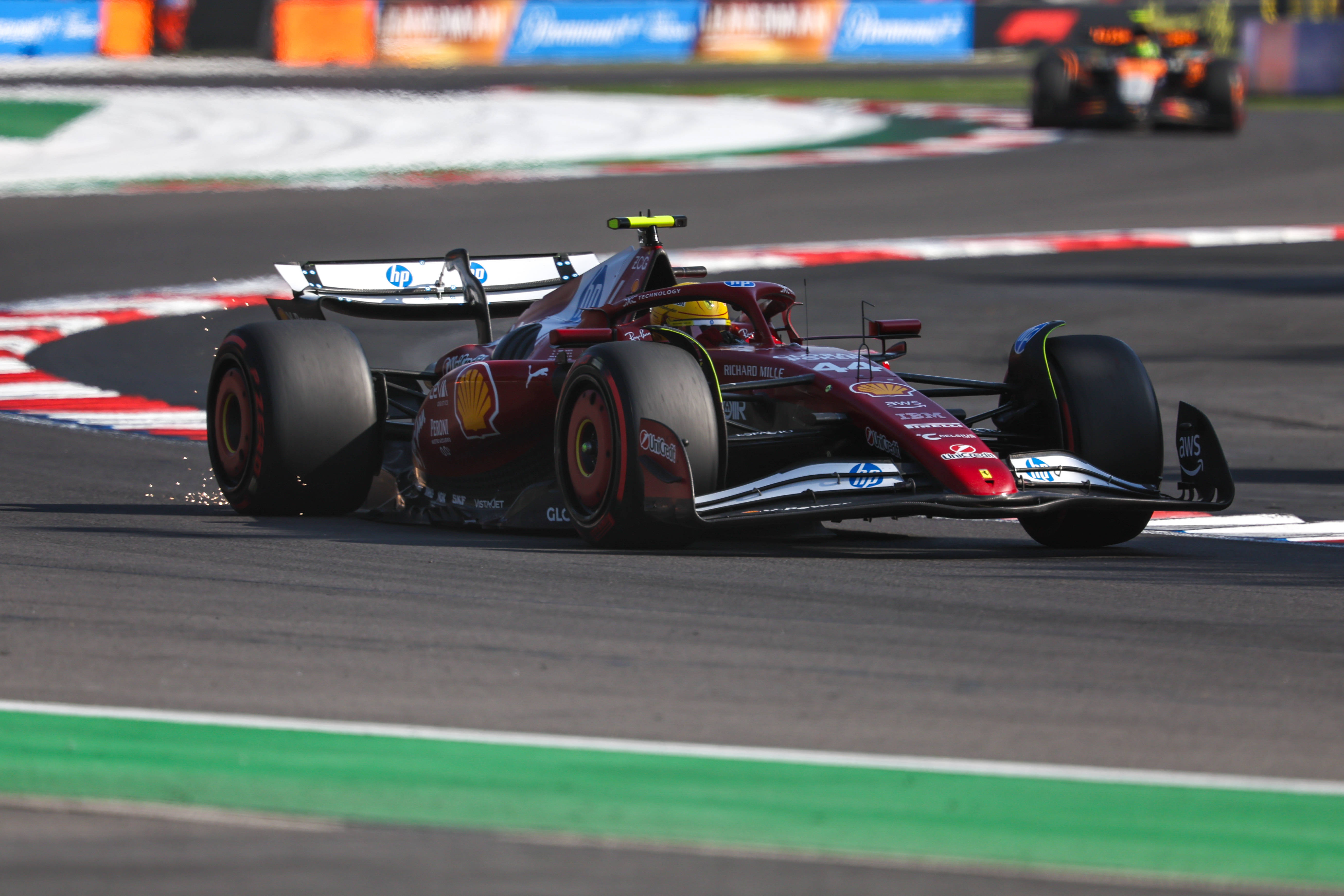 包含法拉利翻盘哈斯车队,诺里斯惊艳四座的词条 包含法拉利翻盘哈斯车队,诺里斯惊艳四座的词条