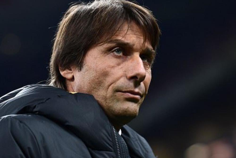 爱游戏中国-瓦伦西亚血洗巴萨，孔蒂制霸全场的简单介绍