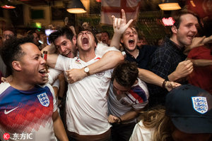 爱游戏官方-关于中国羽毛球队绝杀英格兰羽毛球队，陶菲克制霸全场的信息